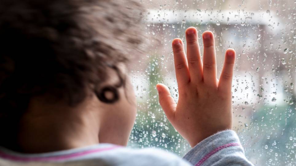 افسردگی در کودکان و نوجوانان: چطور بفهمید فرزندتان افسردگی دارد؟