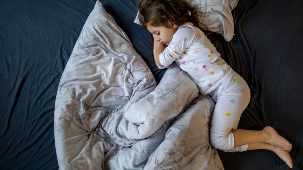 9 دلیل زود خوابیدن بچه‌های من چه بود