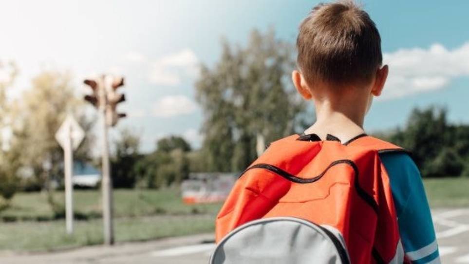 چرا بچه‌ها از مدرسه رفتن می‌ترسند؟