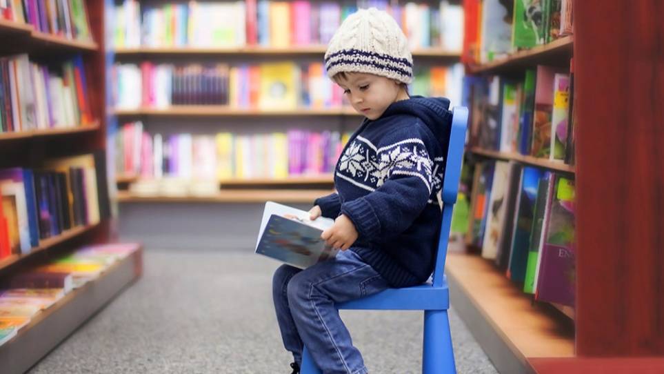 بهترین جا برای کتاب خواندن بچه‌ها کجاست؟