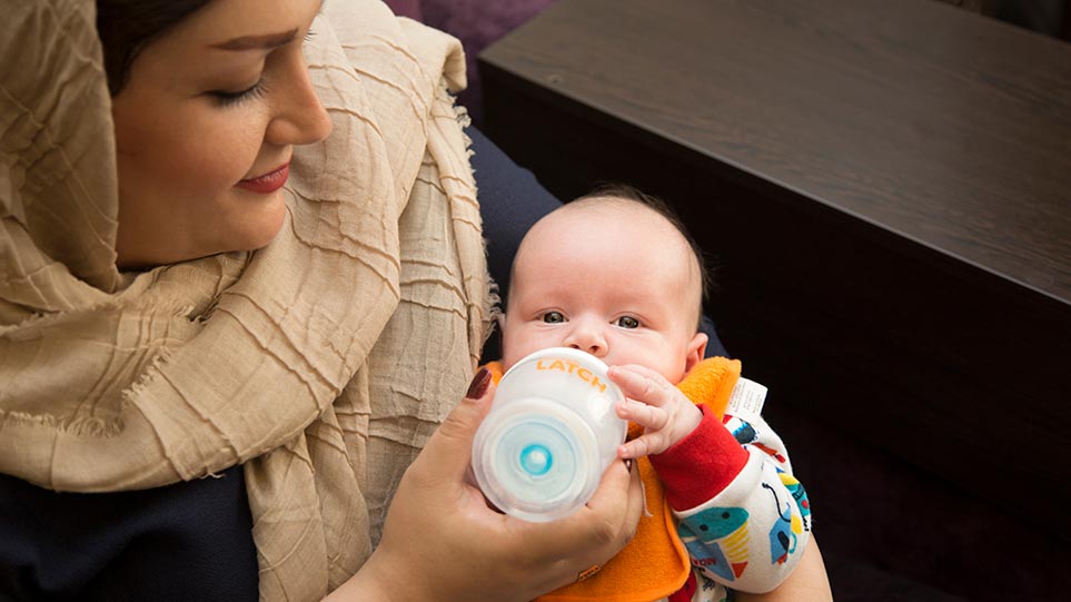 اصول اولیۀ تغذیهٔ نوزاد با شیرخشک