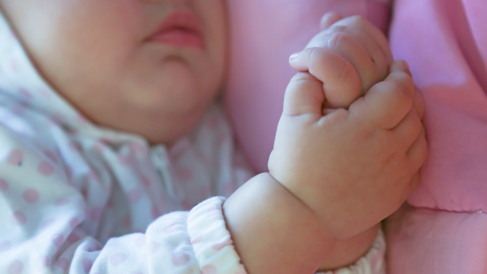 نقش لباس و پوشک خوب در کیفیت خواب نوزاد