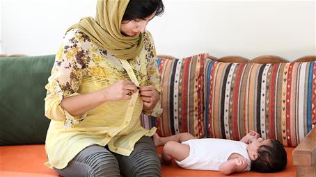 پوشاک مخصوص شیردهی
