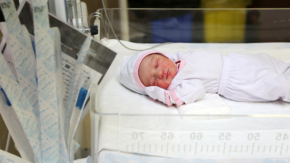 عارضه‌های نوزادان بستری در بخش NICU