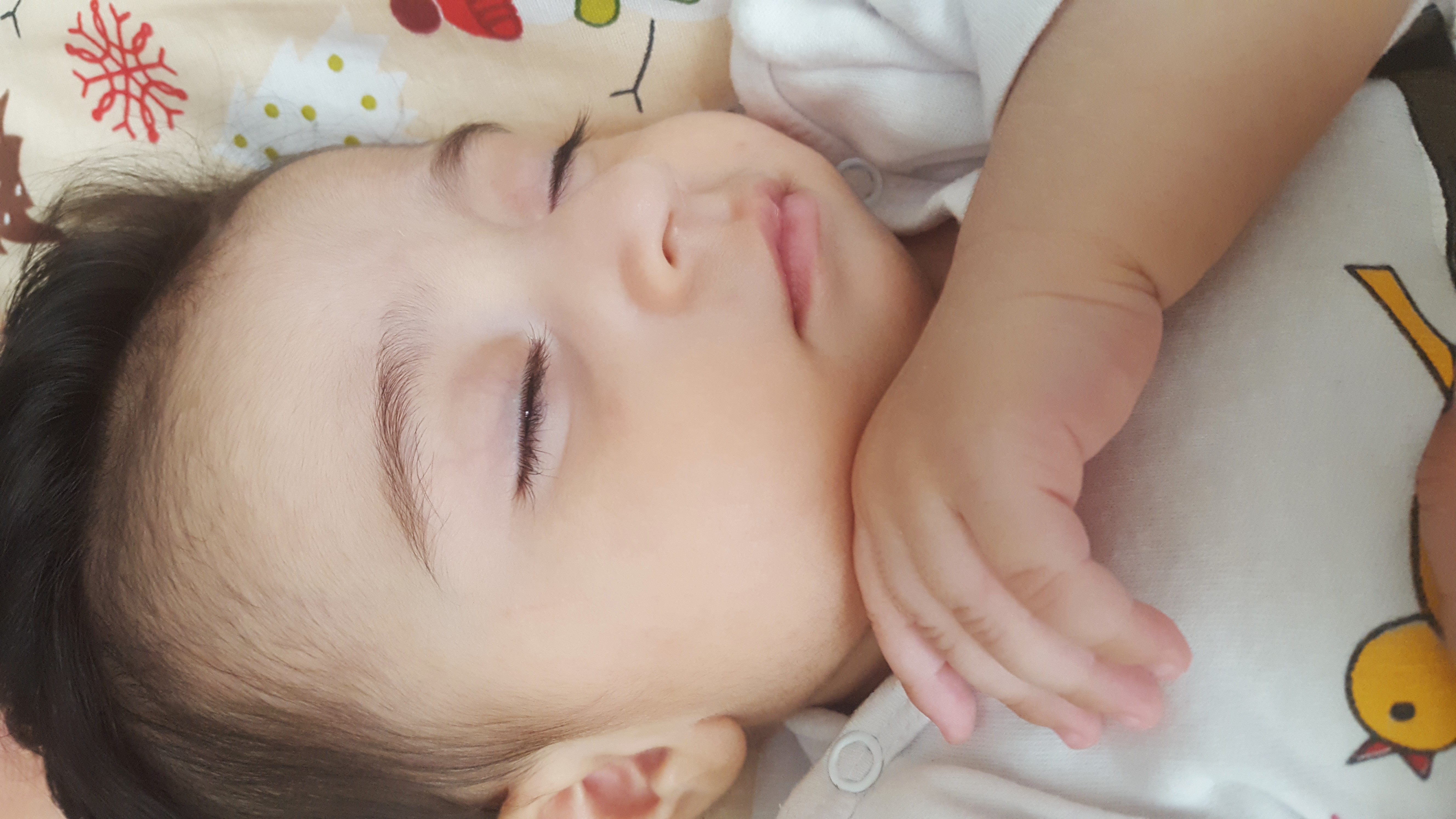 جدول خواب کودک:‌ کودکان دو تا هشت ساله به چقدر خواب نیاز دارند؟