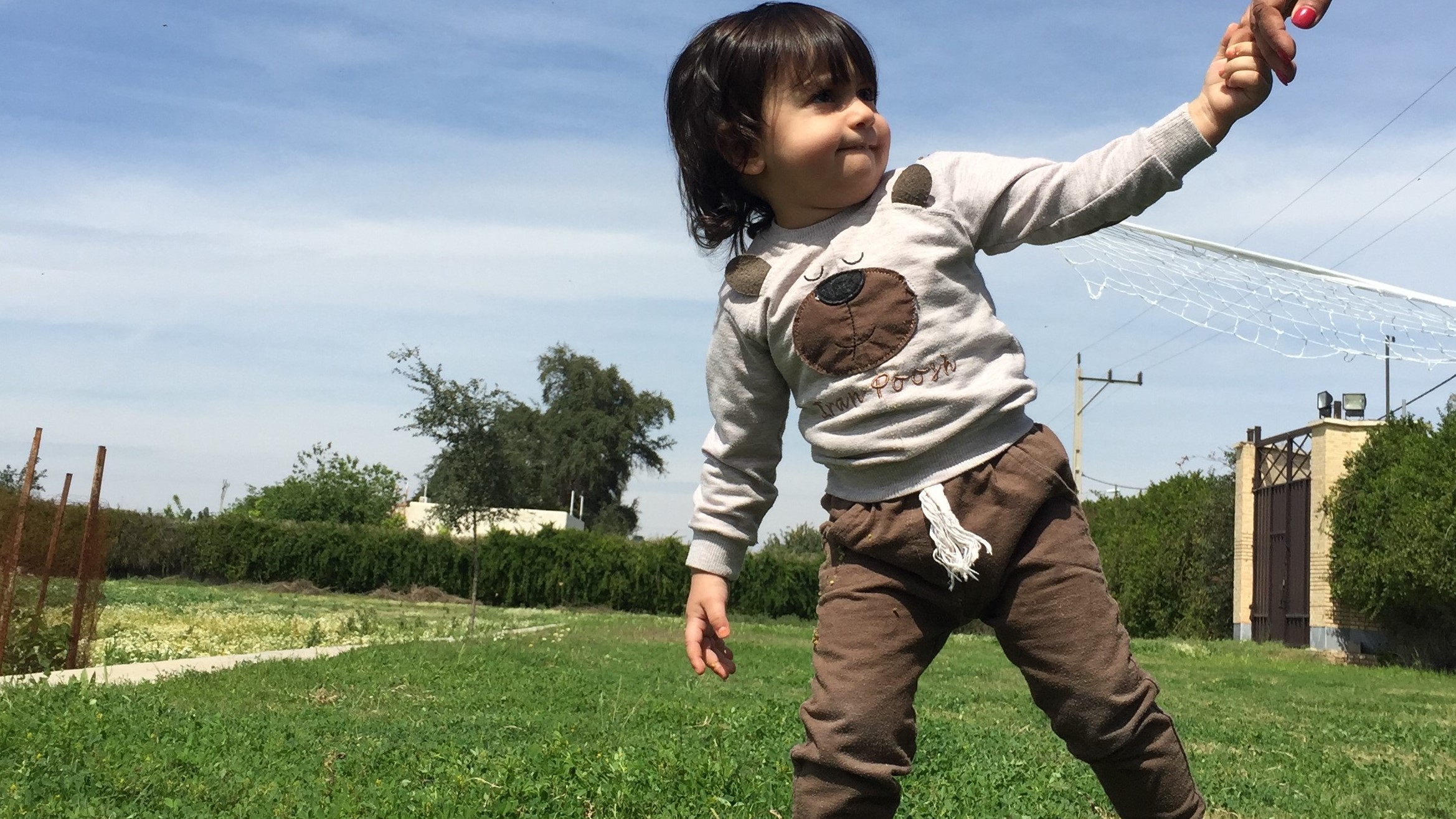 فرار کردن و دور شدن کودک
