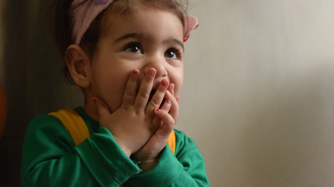 جیغ کشیدن کودک