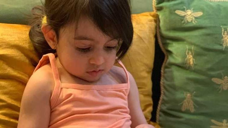 فحش و کلمات زننده: چرا کودکان دو ساله از کلمات زشت استفاده می‌کنند؟