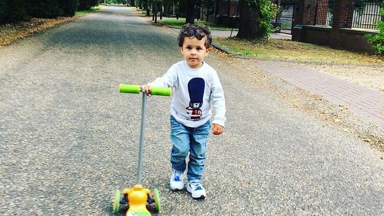 رشد حرکتی کودک: هل دادن و کشیدن