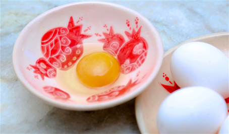 در طول بارداری از خوردن چه غذاهایی پرهیز کنیم؟