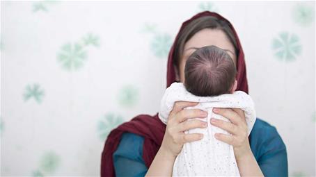 یک مادر شاد، یک زن خوشبخت